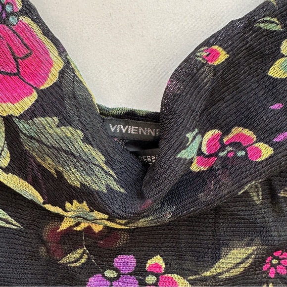 Vintage Vivienne Tam black floral mesh tank top:Fit size:XS - Picture 5 of 5